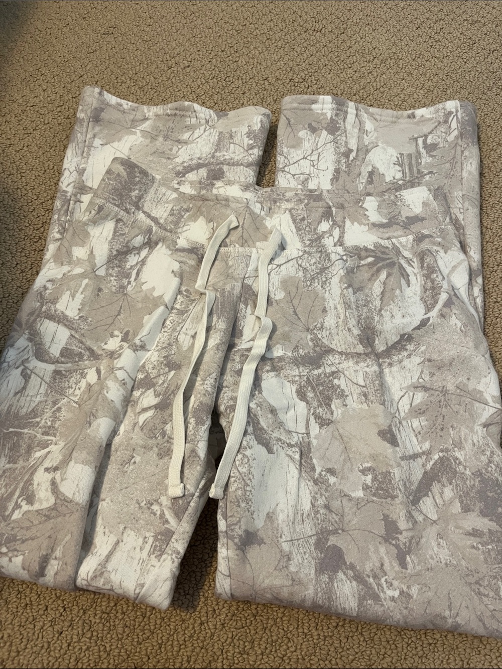 Hollister Wide Leg Camo Sweatpants Jogger camouflage Print pant small short